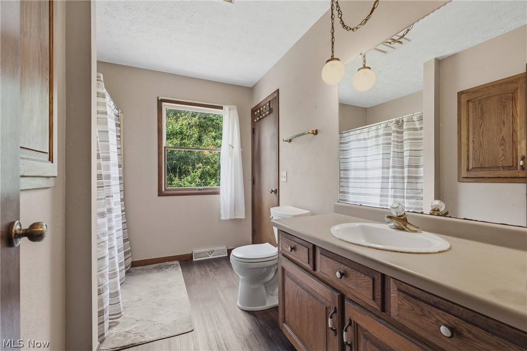 10811 Buehler Road NE Bolivar OH 44612