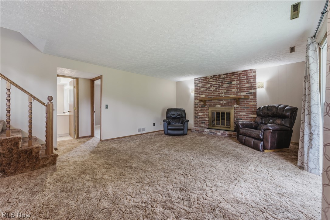 10811 Buehler Road NE Bolivar OH 44612