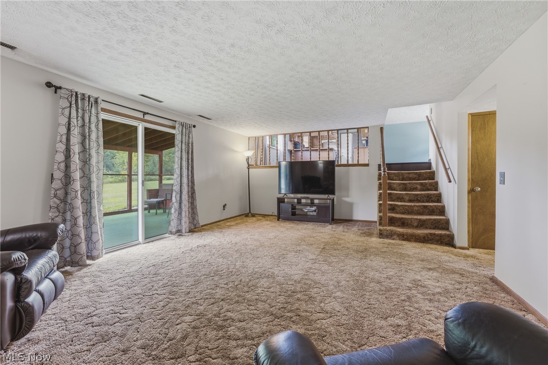10811 Buehler Road NE Bolivar OH 44612