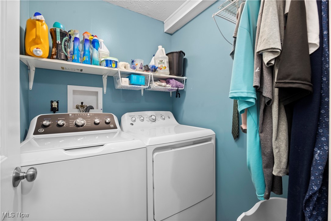 858 Allison Avenue Lorain OH 44052