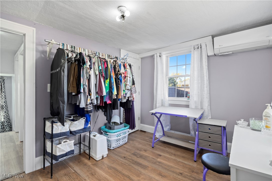 858 Allison Avenue Lorain OH 44052