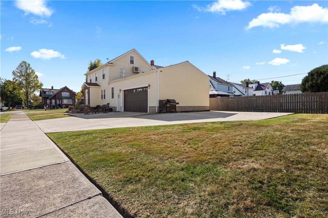 858 Allison Avenue Lorain OH 44052