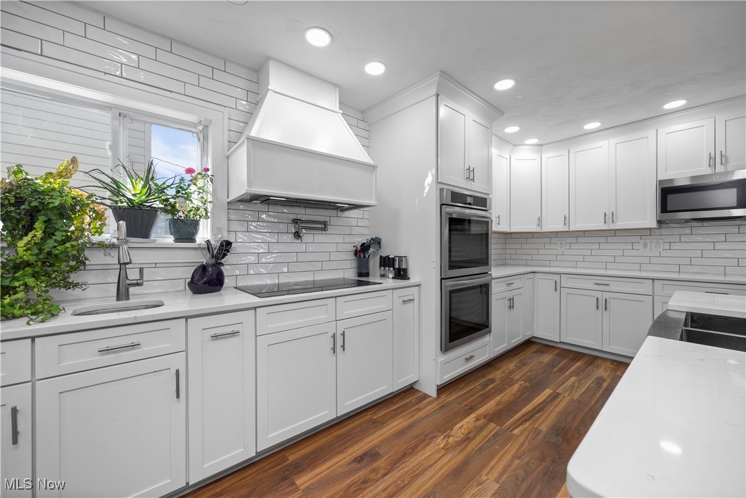 858 Allison Avenue Lorain OH 44052