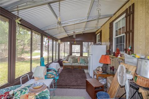 63 Parkway Drive Olmsted Twp OH 44138