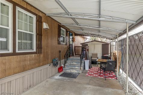 63 Parkway Drive Olmsted Twp OH 44138