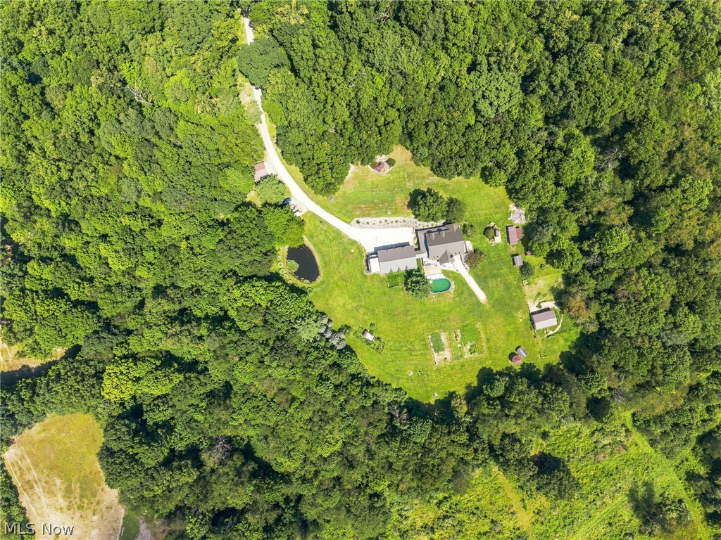 4166 Waynesburg Road NW Carrollton OH 44615