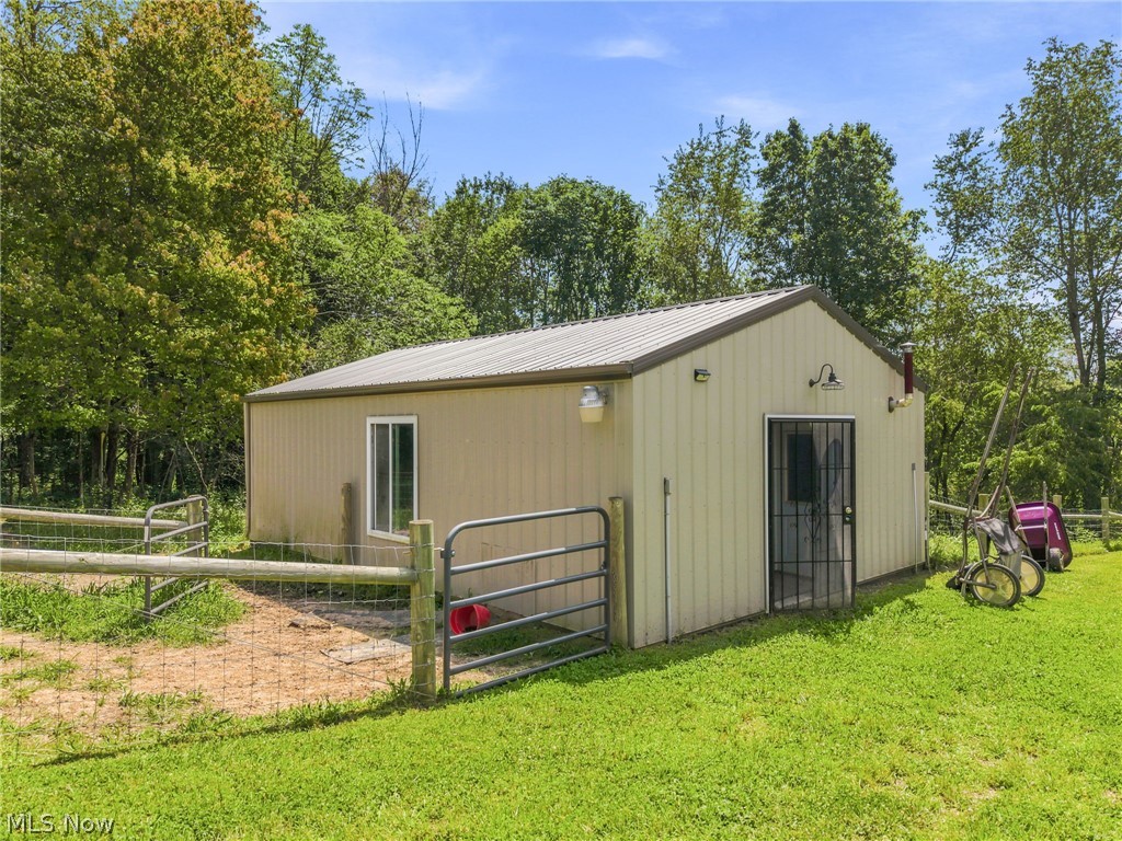 4166 Waynesburg Road NW Carrollton OH 44615