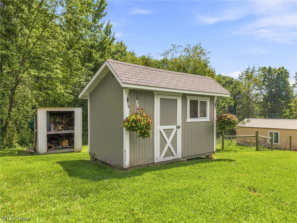 4166 Waynesburg Road NW Carrollton OH 44615