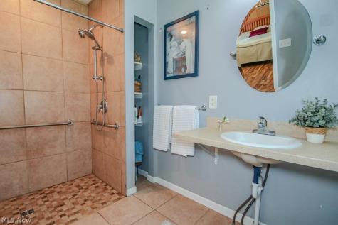 5084 Forest Road Mentor OH 44060