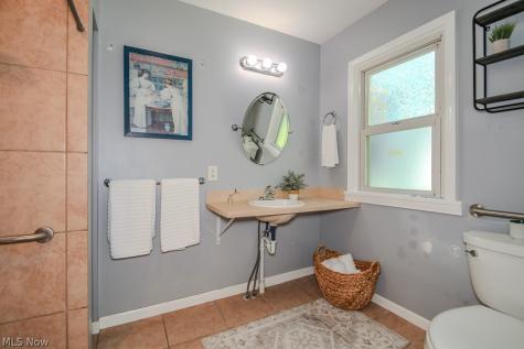 5084 Forest Road Mentor OH 44060