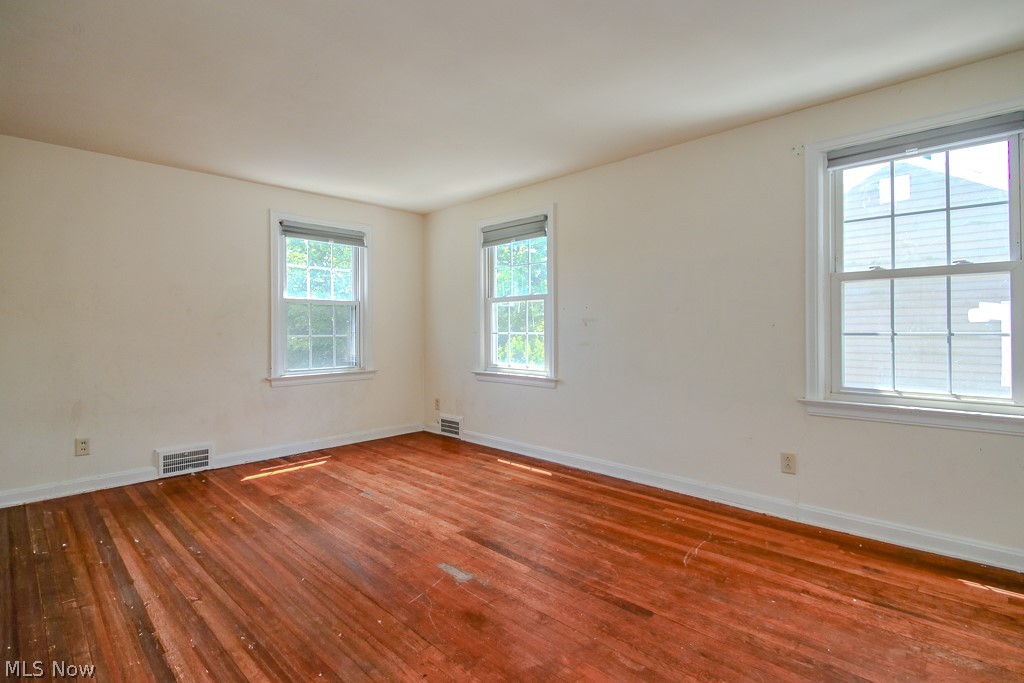 5084 Forest Road Mentor OH 44060