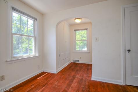 5084 Forest Road Mentor OH 44060