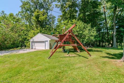 5084 Forest Road Mentor OH 44060