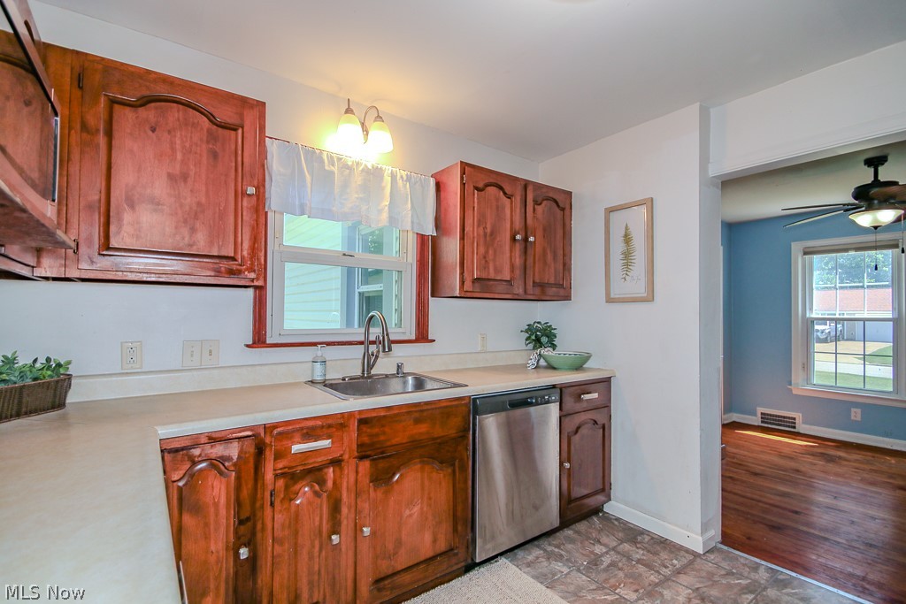 5084 Forest Road Mentor OH 44060