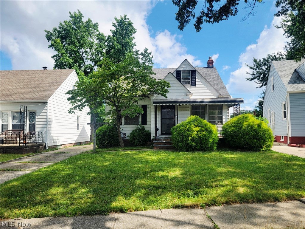 18305 Knoll Drive Maple Heights OH 44137