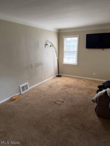 18305 Knoll Drive Maple Heights OH 44137