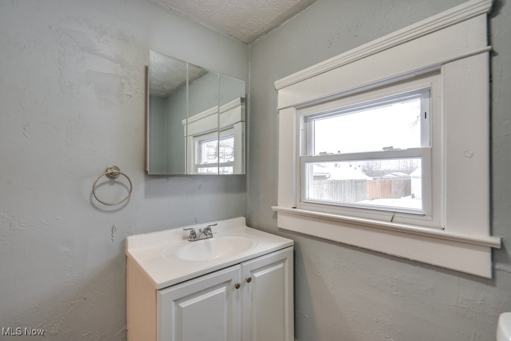 2100 12th Street SW Akron OH 44314