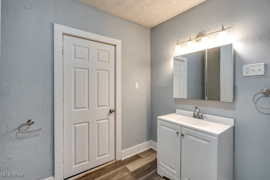 2100 12th Street SW Akron OH 44314