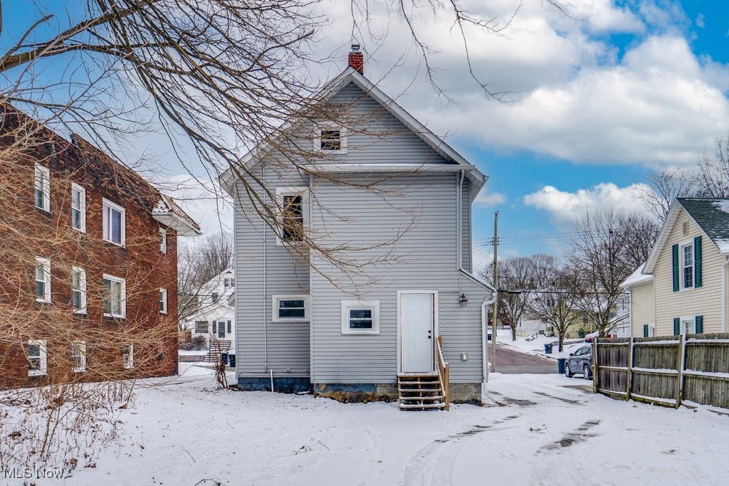 2100 12th Street SW Akron OH 44314