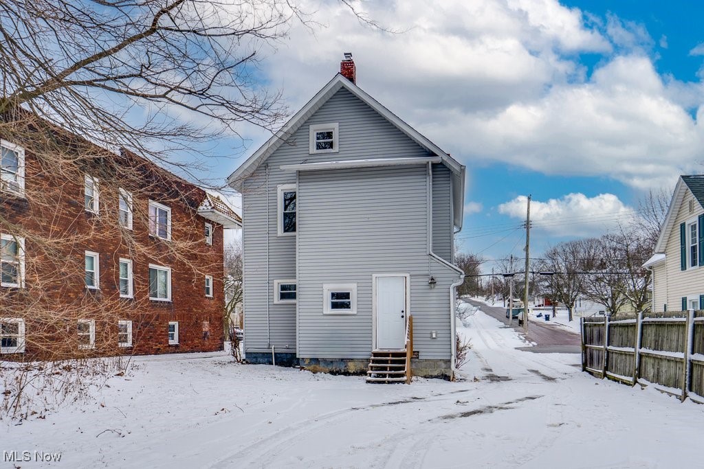 2100 12th Street SW Akron OH 44314