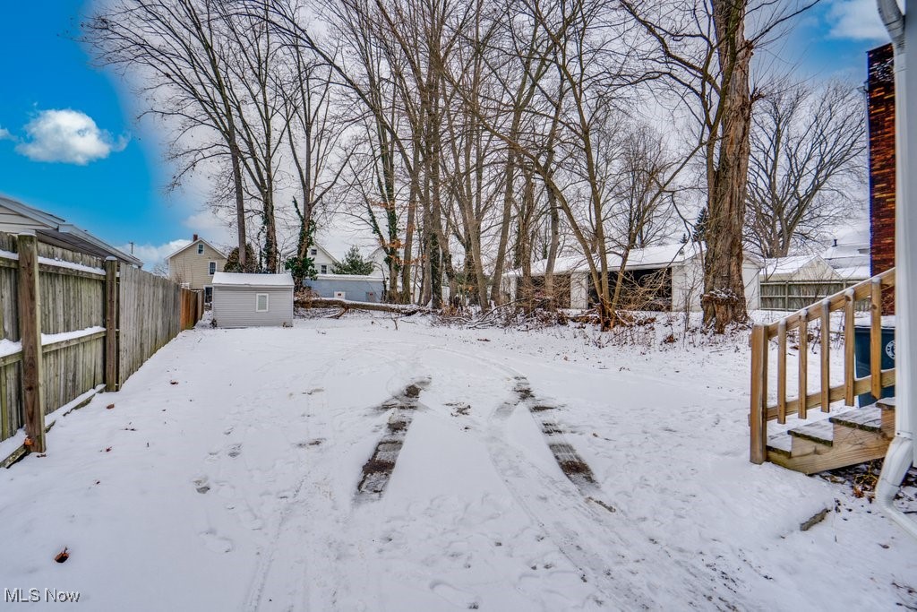 2100 12th Street SW Akron OH 44314