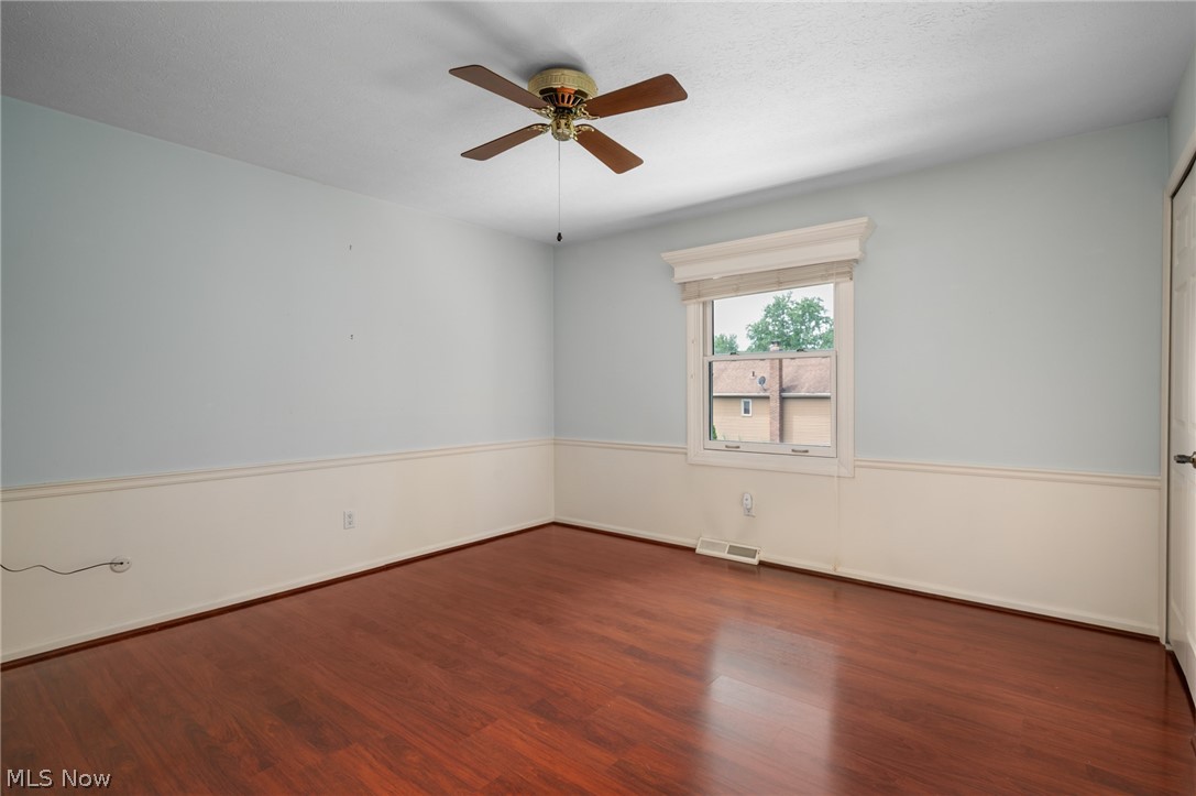 3834 Willow Run Westlake OH 44145