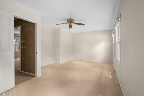 3834 Willow Run Westlake OH 44145