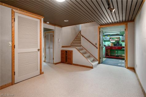 3834 Willow Run Westlake OH 44145