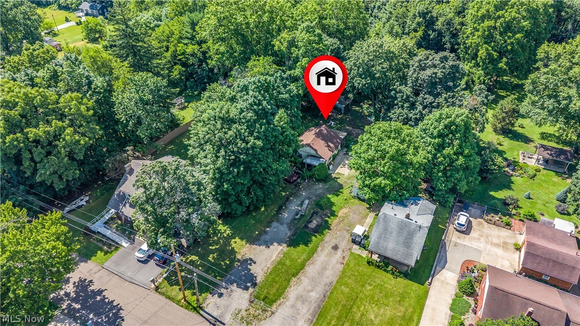 1664 Woods Road Akron OH 44306