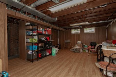 1297 Lander Road Mayfield Heights OH 44124