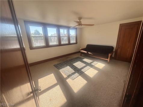 18309 Edgerton Road Cleveland OH 44119