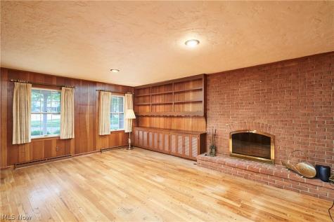 354 Tremont Road Akron OH 44313