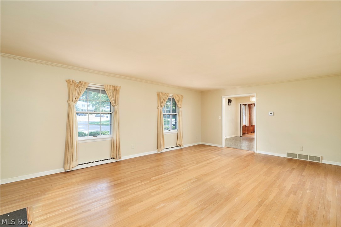 354 Tremont Road Akron OH 44313