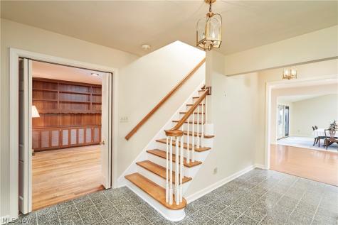 354 Tremont Road Akron OH 44313