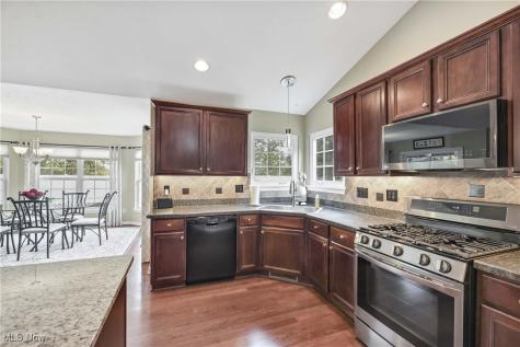 32800 Avon Road Avon OH 44011