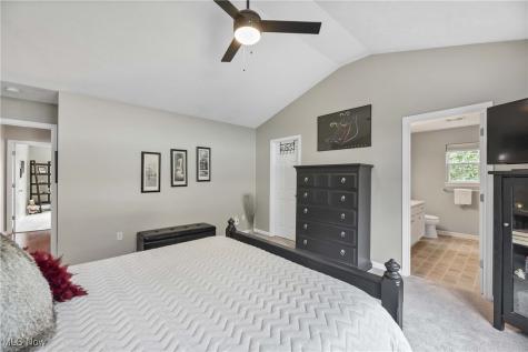 32800 Avon Road Avon OH 44011