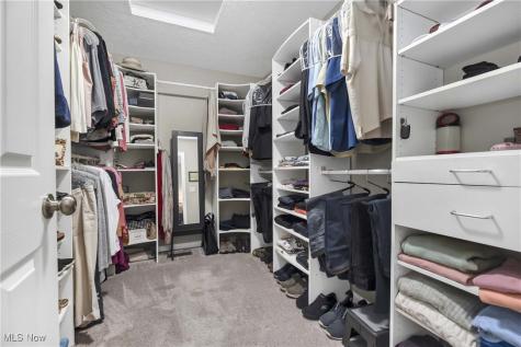 32800 Avon Road Avon OH 44011