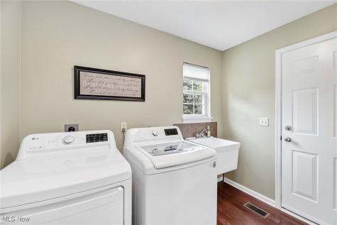 32800 Avon Road Avon OH 44011