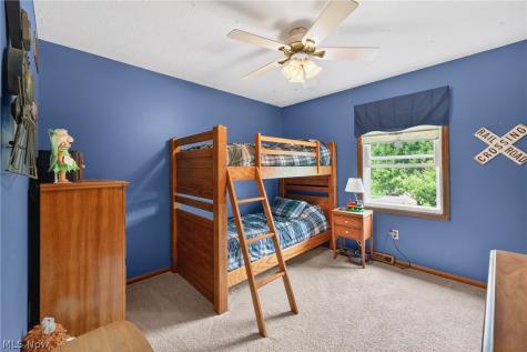 10178 Huntington Park Drive Strongsville OH 44136