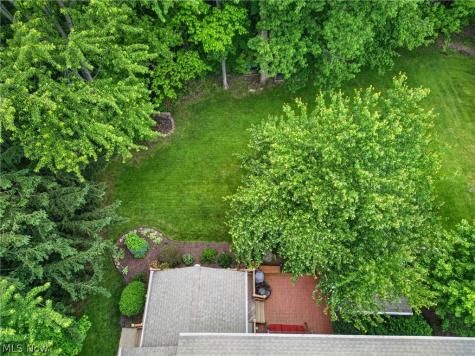 10178 Huntington Park Drive Strongsville OH 44136