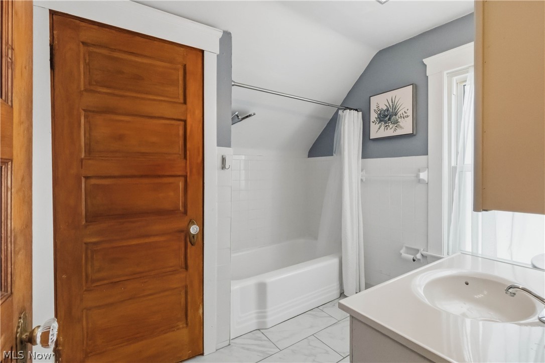 1328 Ethel Avenue Lakewood OH 44107