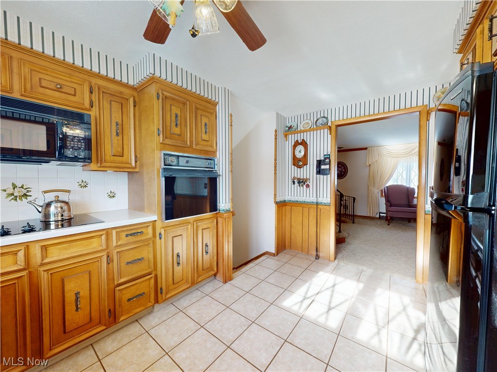 910 Canal Street Magnolia OH 44643