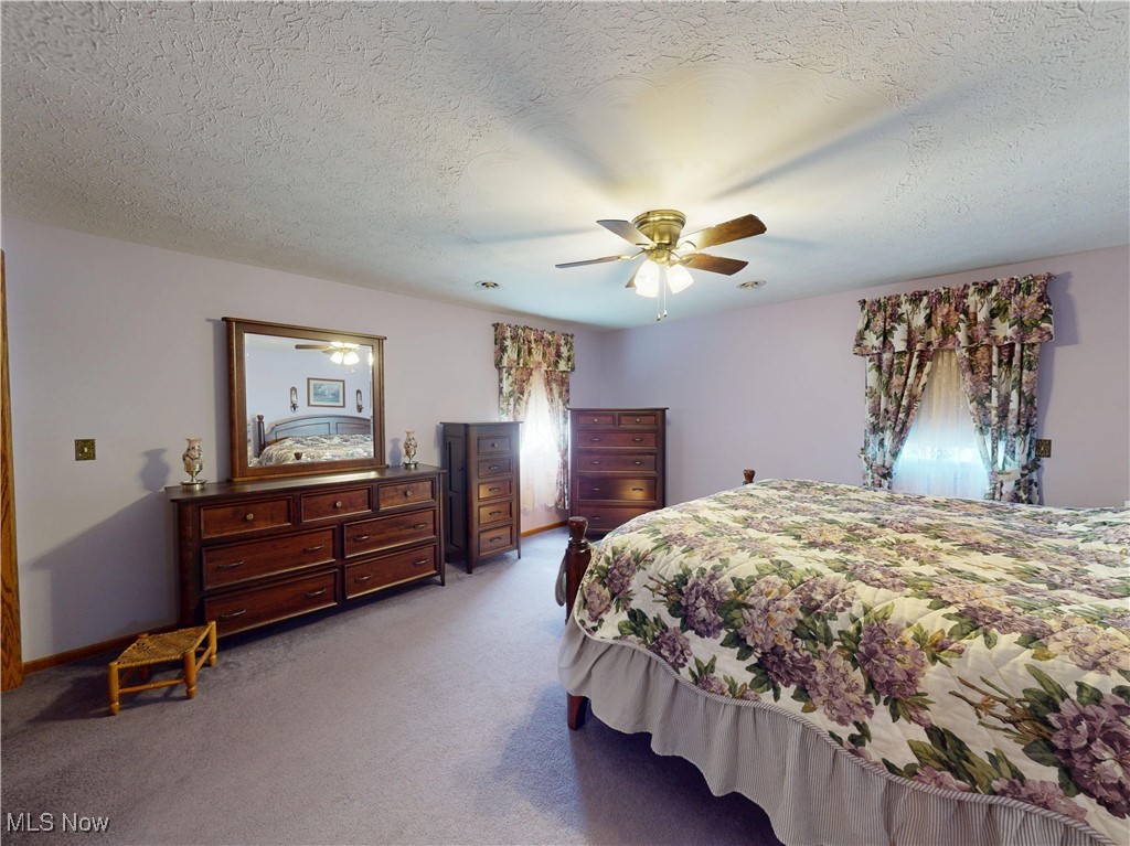 910 Canal Street Magnolia OH 44643