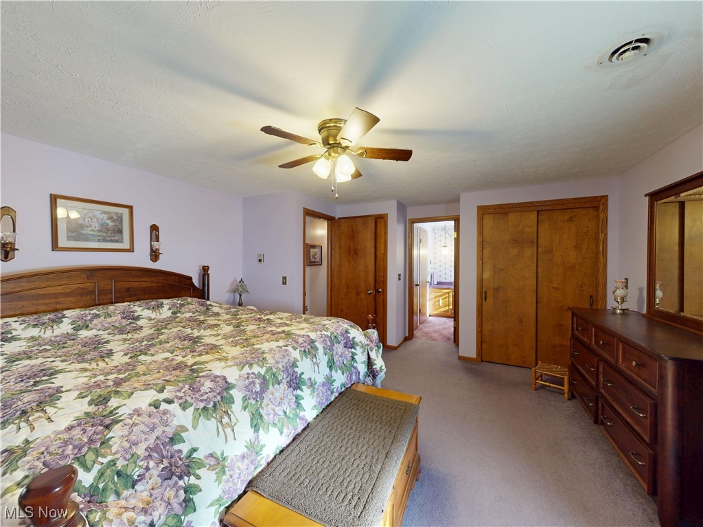 910 Canal Street Magnolia OH 44643