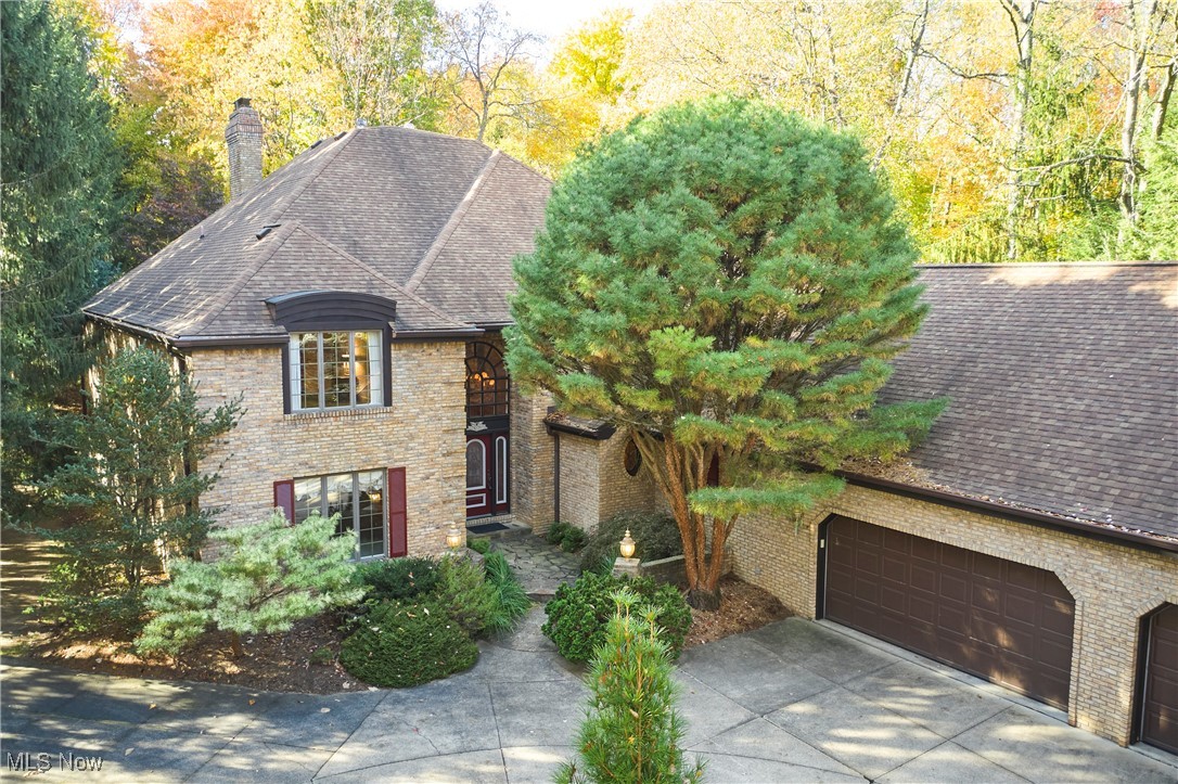 692 Pine Point Drive Akron OH 44333