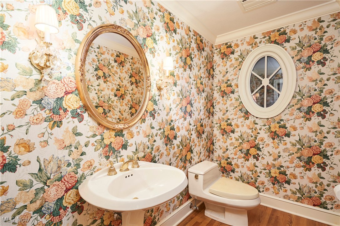 692 Pine Point Drive Akron OH 44333