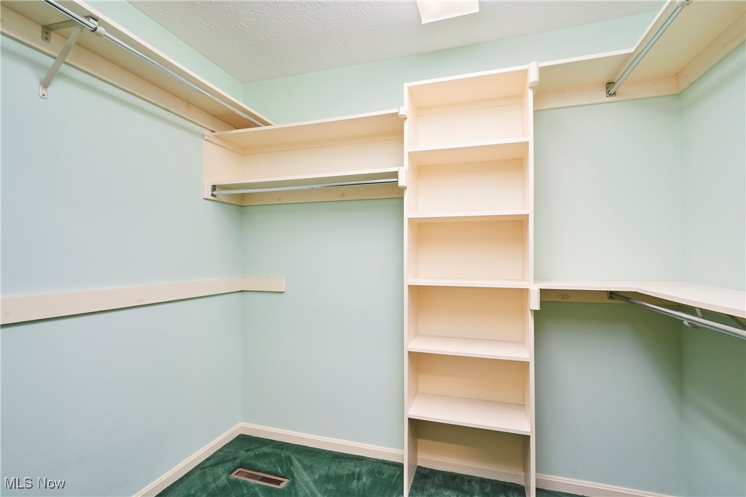 692 Pine Point Drive Akron OH 44333