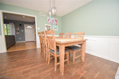 526 N Harmony Street Medina OH 44256
