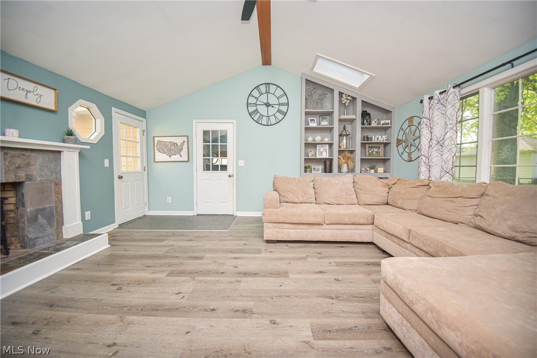 526 N Harmony Street Medina OH 44256