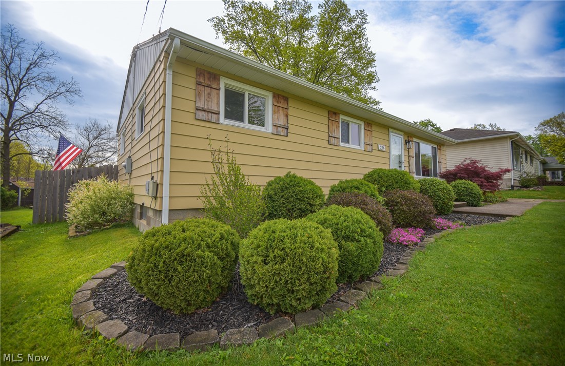 526 N Harmony Street Medina OH 44256
